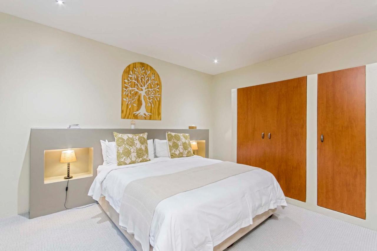 Dunton Guest House โจฮันเนสเบิร์ก ภายนอก รูปภาพ