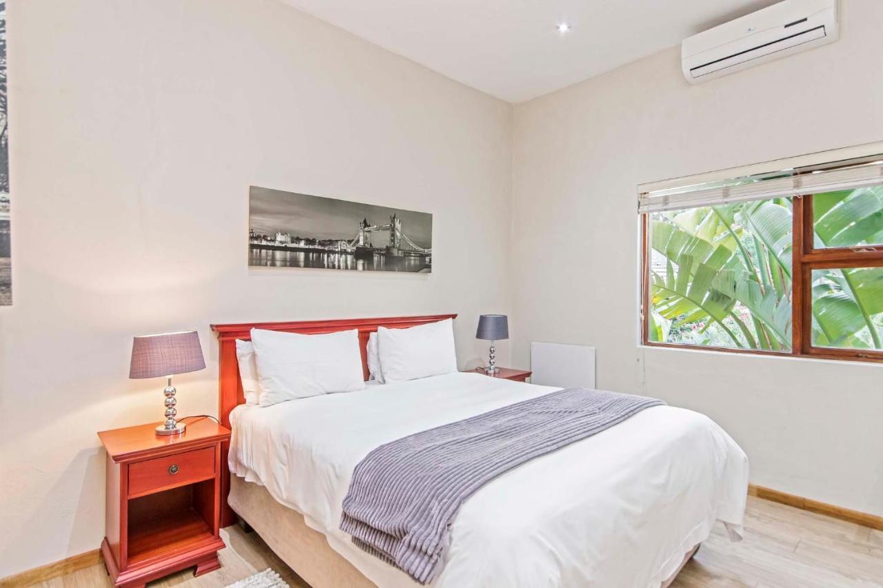 Dunton Guest House โจฮันเนสเบิร์ก ภายนอก รูปภาพ