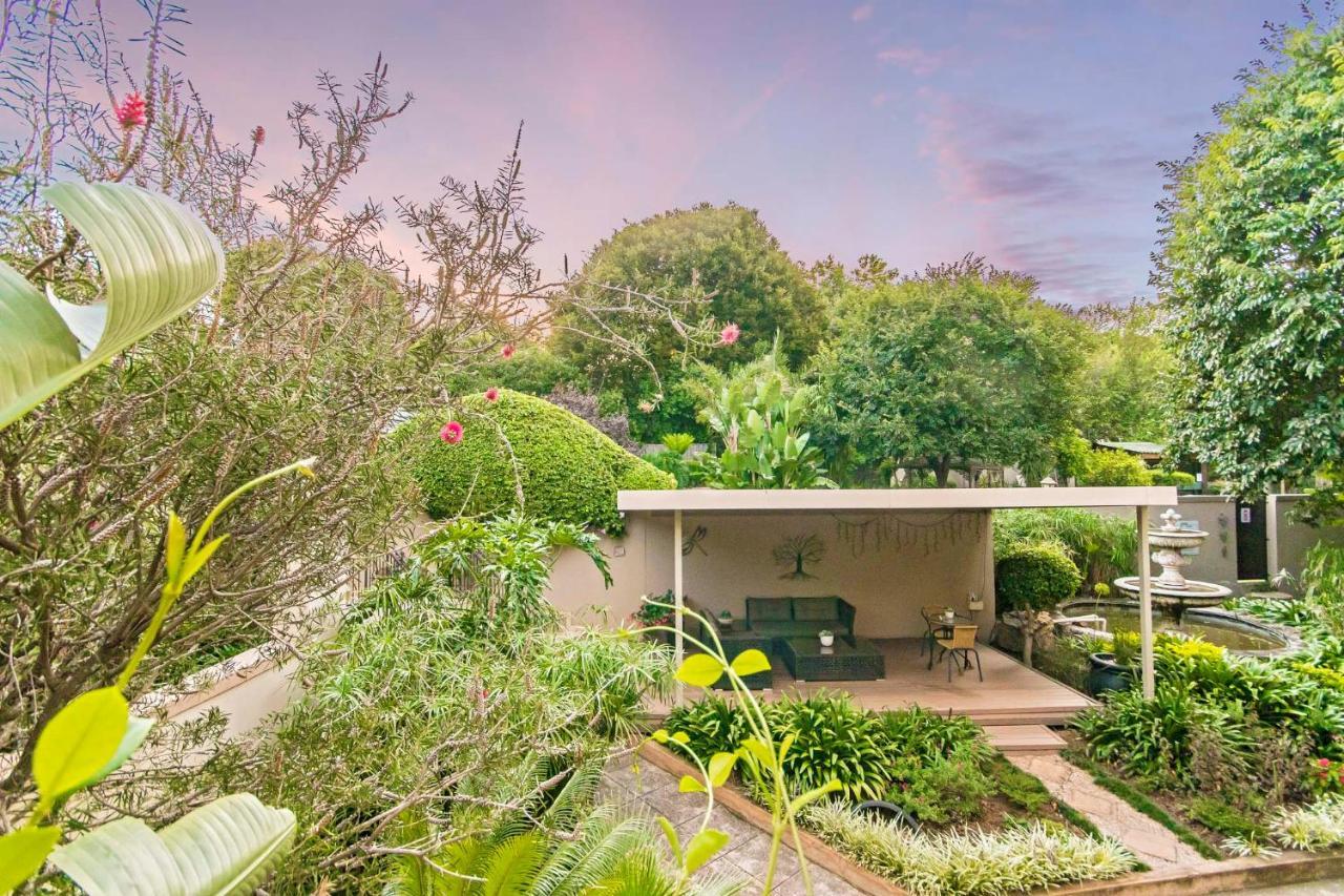 Dunton Guest House โจฮันเนสเบิร์ก ภายนอก รูปภาพ