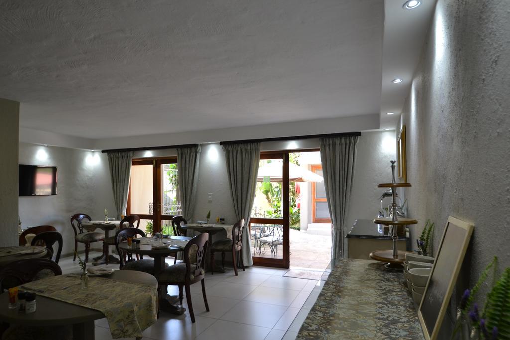 Dunton Guest House โจฮันเนสเบิร์ก ภายนอก รูปภาพ