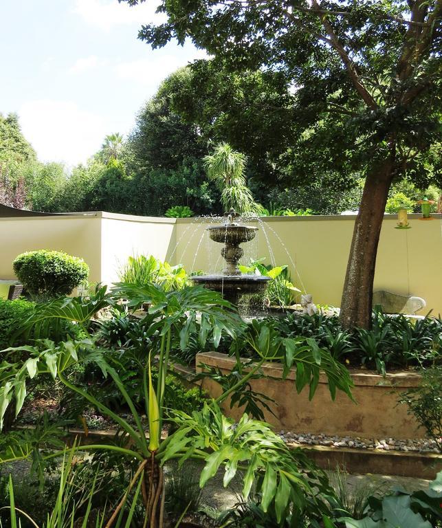 Dunton Guest House โจฮันเนสเบิร์ก ภายนอก รูปภาพ