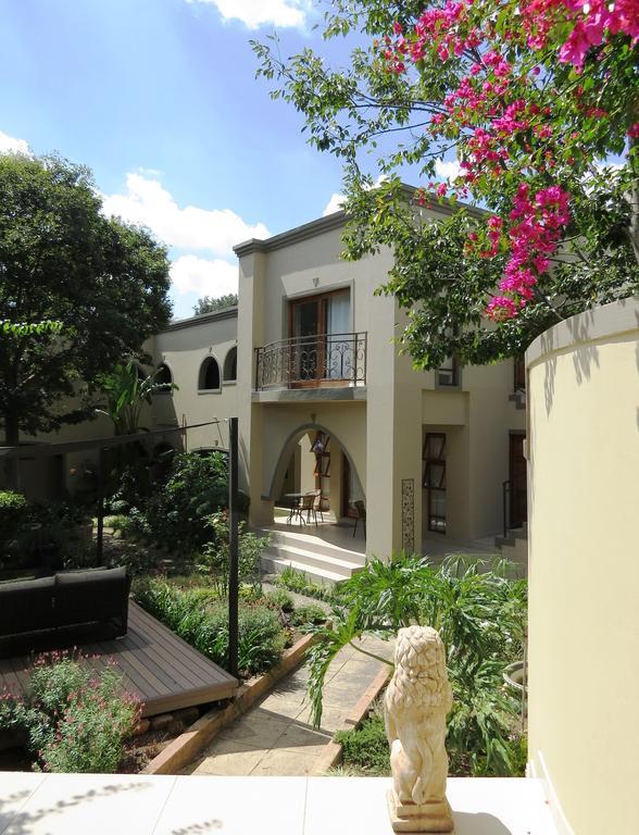 Dunton Guest House โจฮันเนสเบิร์ก ภายนอก รูปภาพ